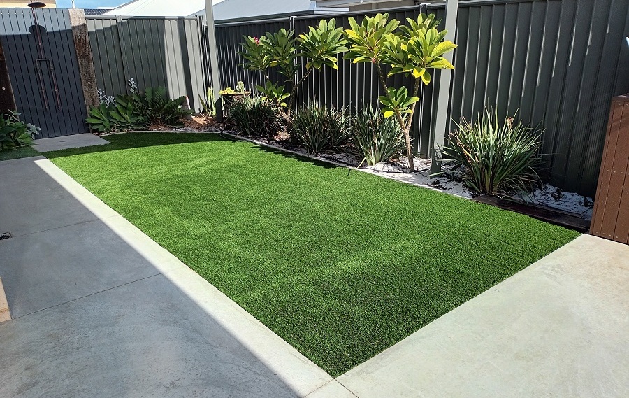 Residential West Coast Synthetic Grass